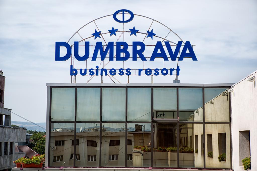 Hotel Dumbrava Bacău Екстериор снимка